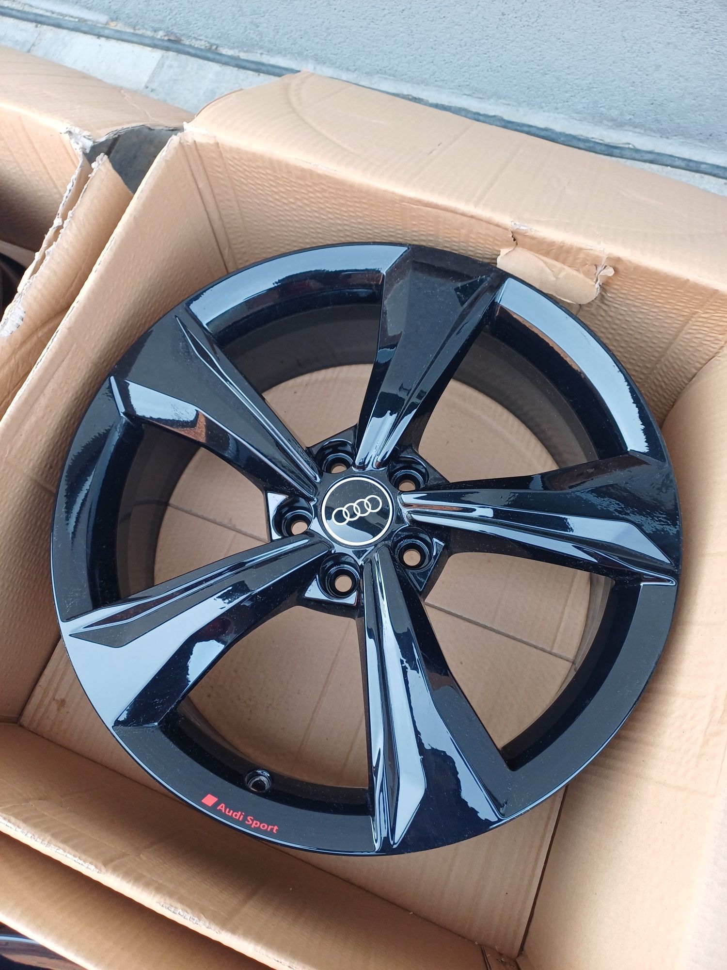 Felgi Audi Q5 19 cali