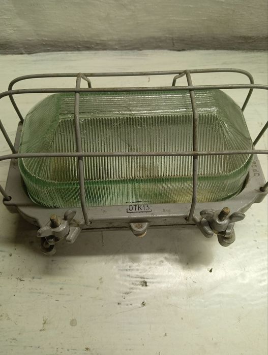 Світильник влагозахищений