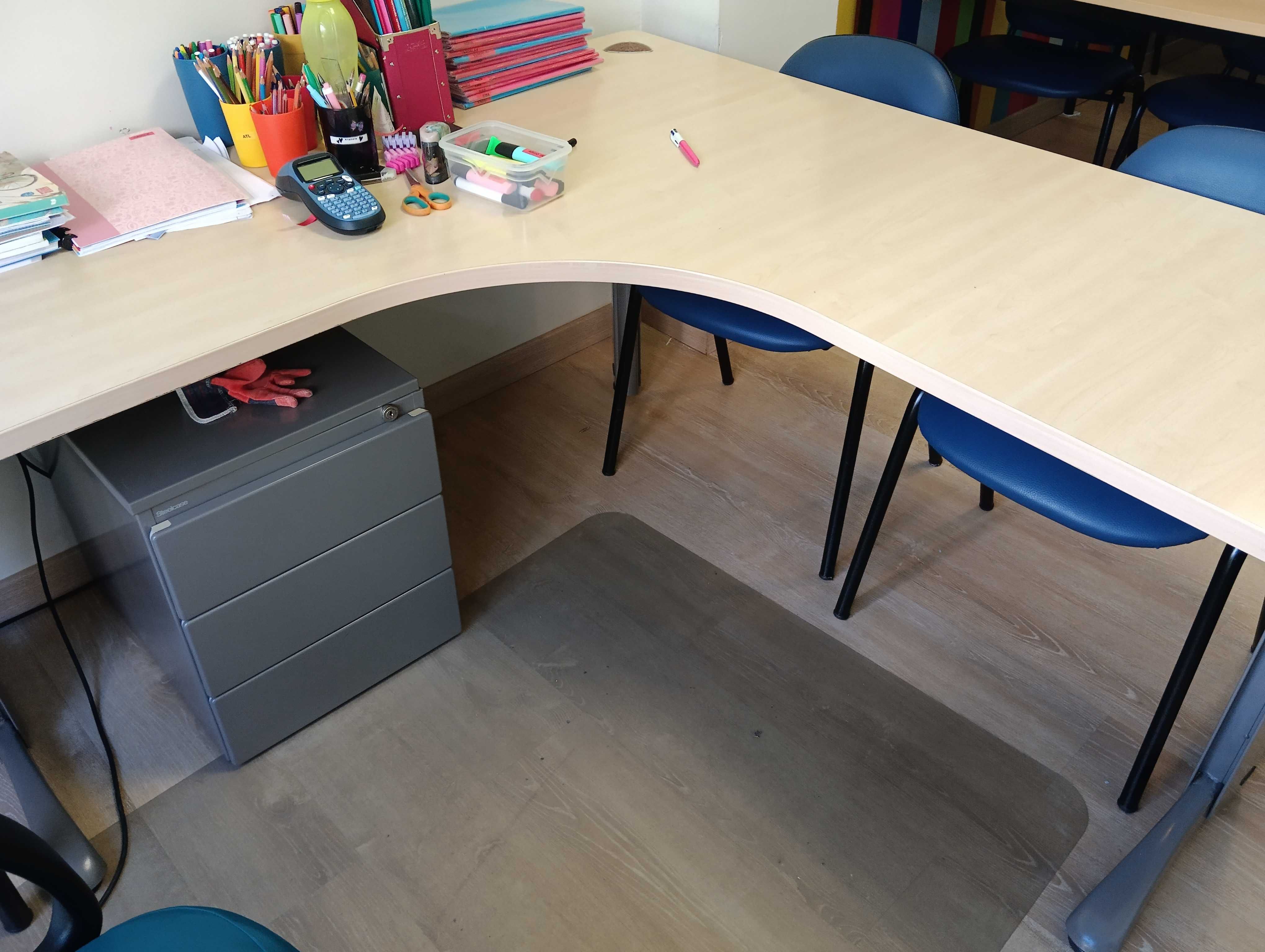 Mobiliário Escritório STEELCASE Mesa grande em L com bloco de gavetas