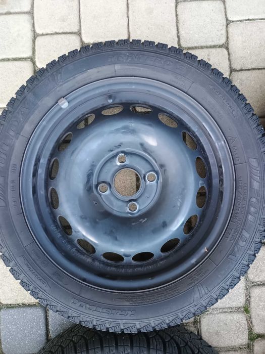 Toyota Aygo II koła, opony  zimowe 165/60 R15
