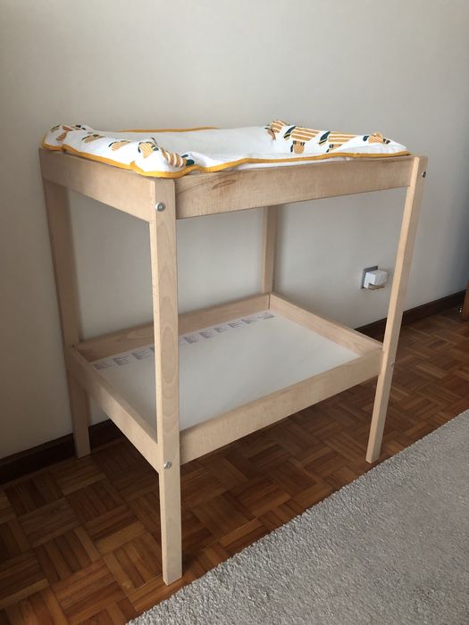Trocador ikea + mudador fraldas + capa para mudador