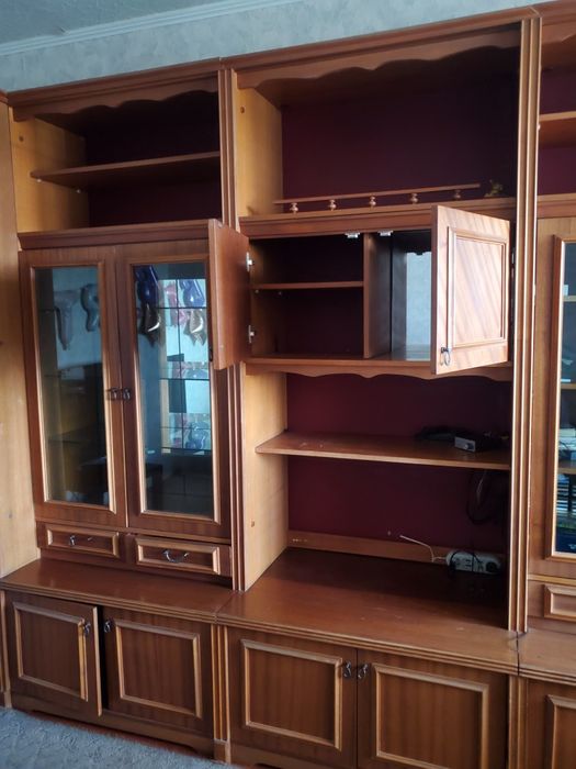 Мебель - стенка, 4 модуля по 90 см высота 2.26