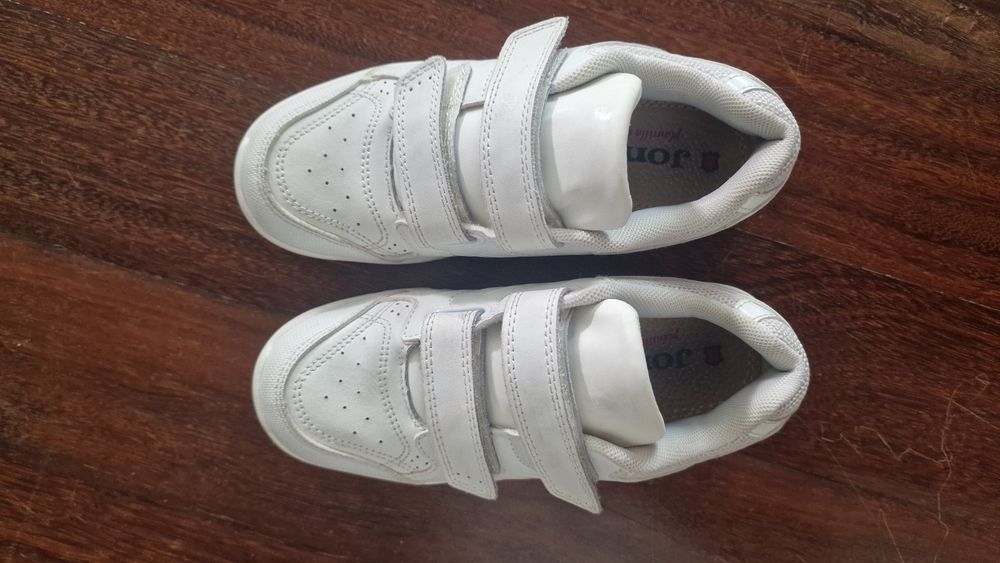 Sapatilhas JOMA School jr 34