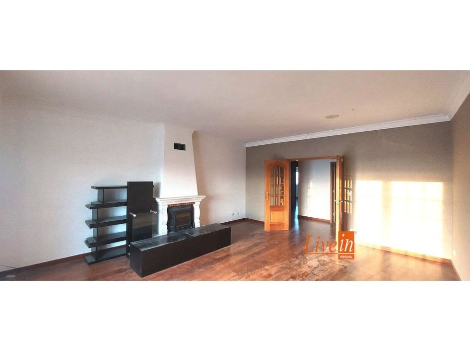 Andar de Moradia T3 no Magoito