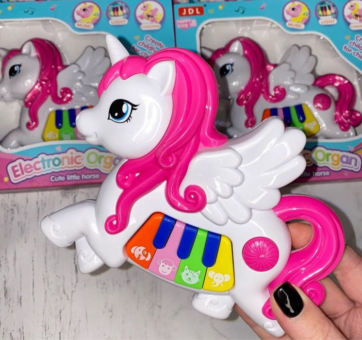 Пианино музыкал.