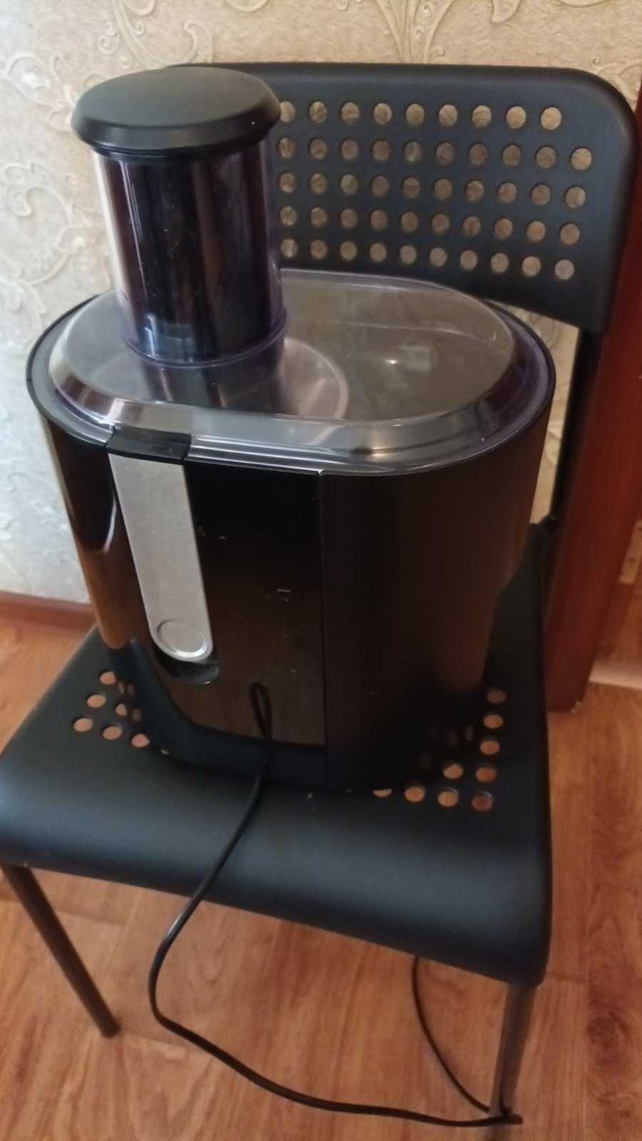 Соковыжималка центробежная BRAUN J500