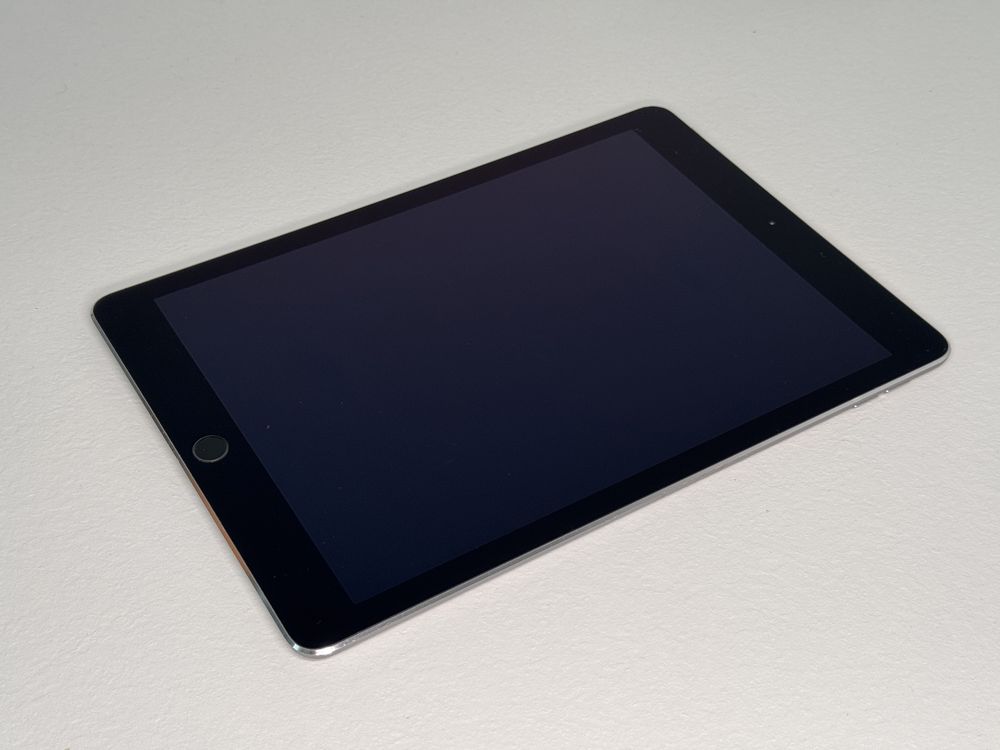 iPad Air 2 (A1566) - 16GB - faktura VAT 23%