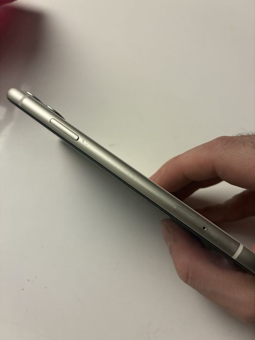 Iphone 11 biały, pudełko, kabel, etui, bateria 87%