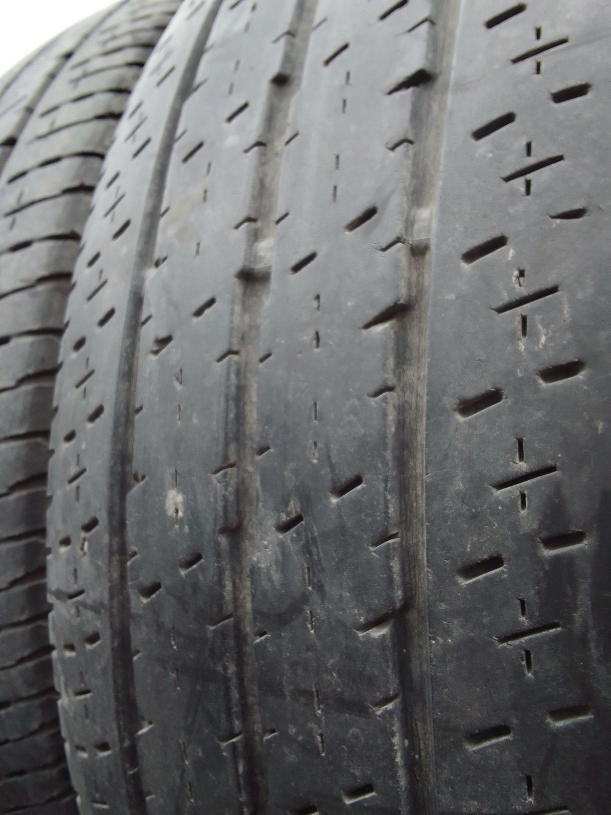 2 Opony letnie 215/75r16C CONTINENTAL 6mm