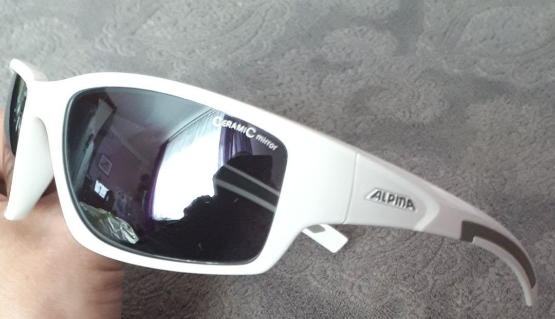 Nowe okulary Alpina białe