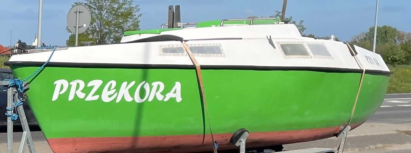 Sprzedam jacht MAK 707 zarejestrowany w REJA 24 do 11.09 na wodzie