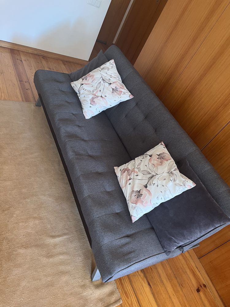 Sofa cama cinzento