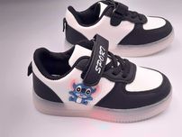 buty  świecąca  podeszwa  Stitch rozmiar  29