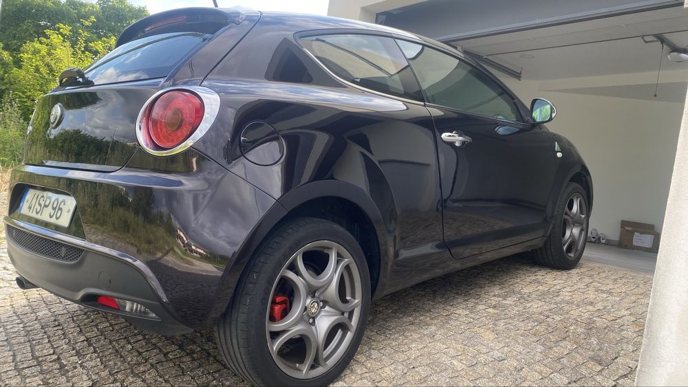 Alfa romeu mito 1.3 (2013)  vendo ou troco por jeep grand cherokee 3.1