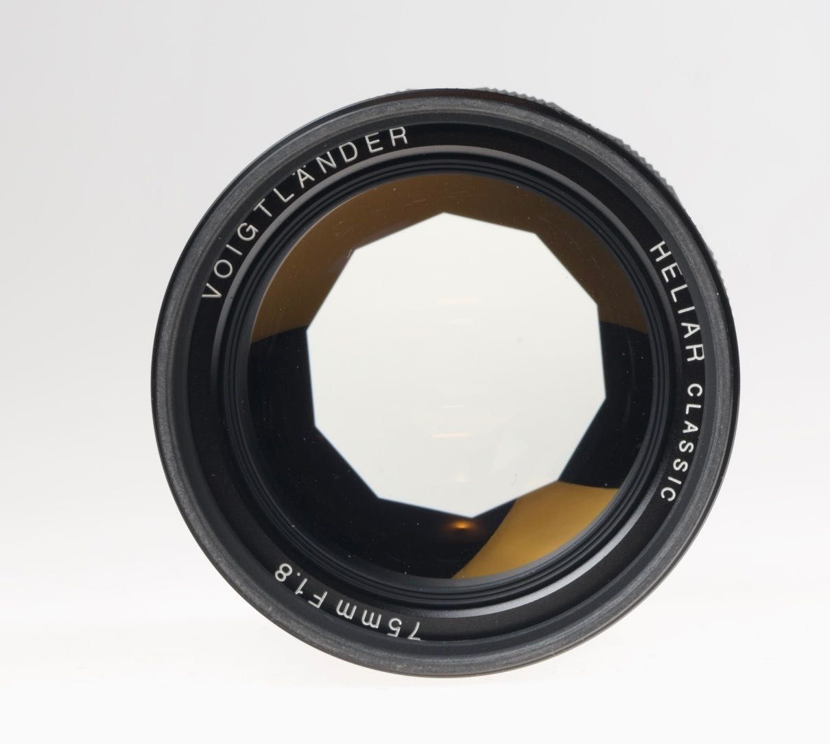 Voigtlander Heliar Classic 75 f/1.8