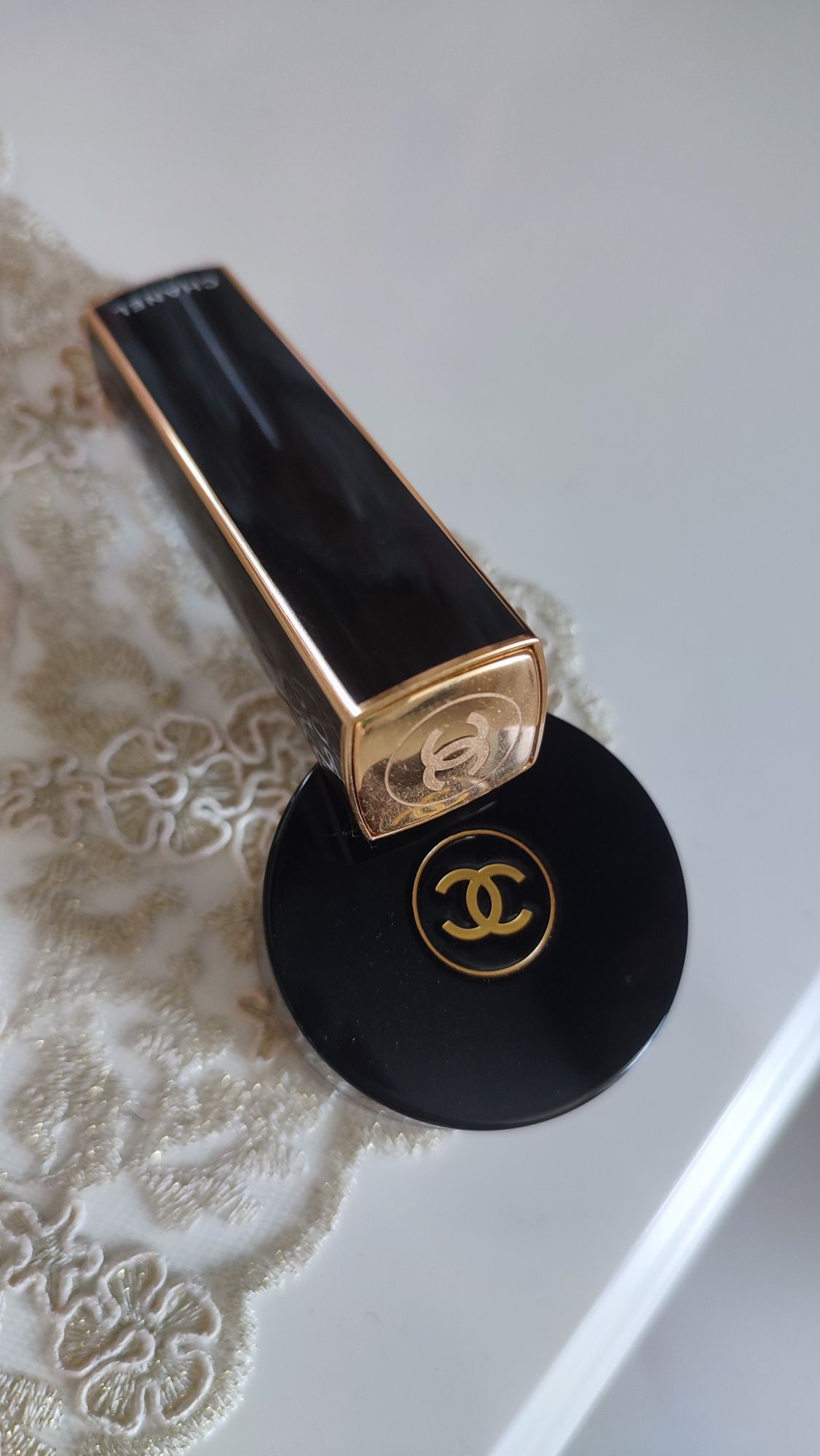 Помада, хайлайтер Chanel