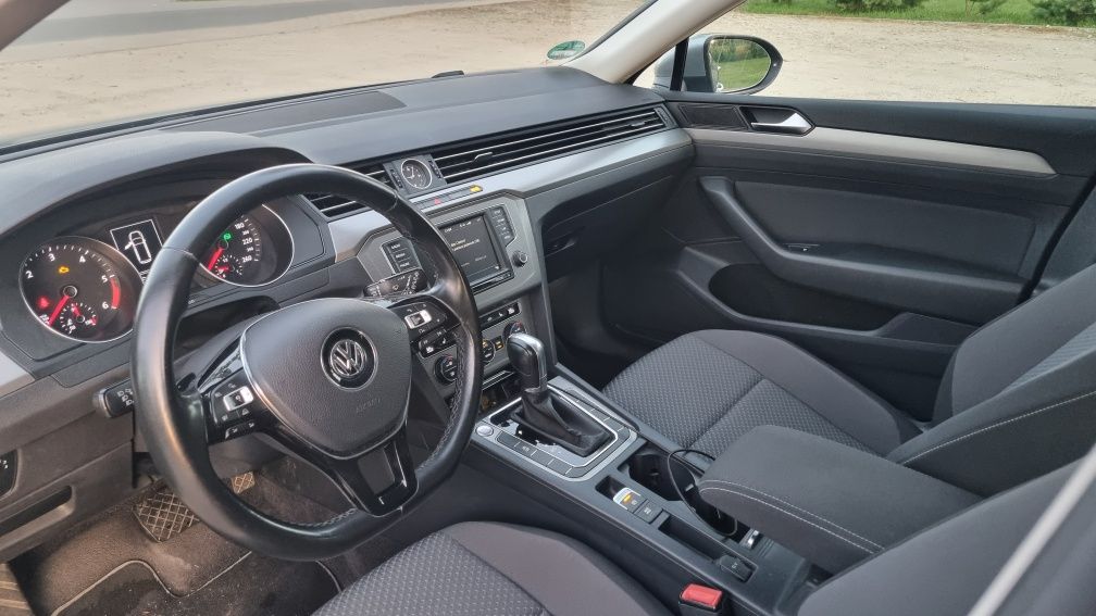 Volkswagen Passat B8 2.0 TDI Automat DSG Android Auto/Apple Car