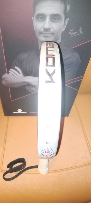 Kombat MM3 Pro com Garantia (Como Nova) - Padel - Edição Limitada