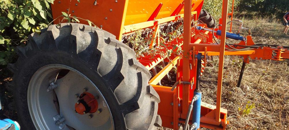 Продам зернову сівалку сзф-4000v варіаторна,фаворіт