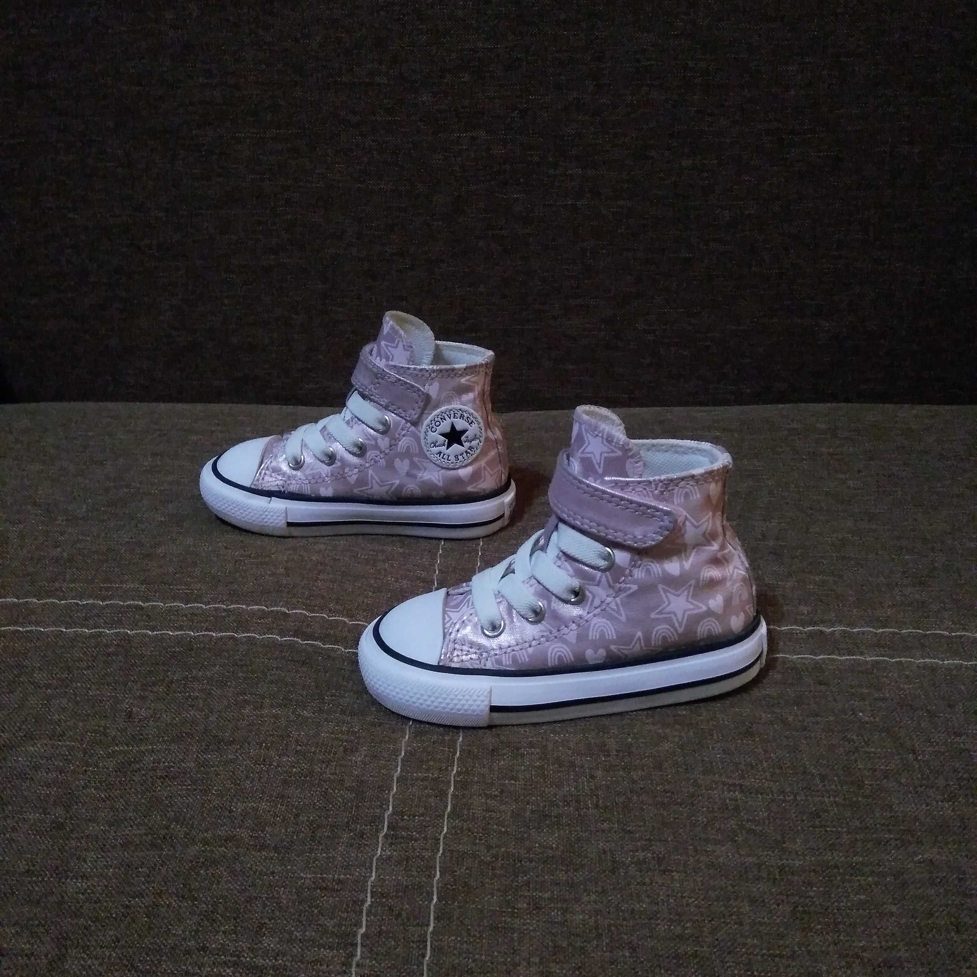 21p.CONVERSE Chuck Taylor All Star Стильная обувь для малышей