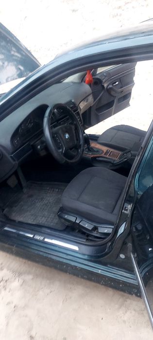 Бмв е39 525 2,5 м51 НА ХОДУ автомат бляха
