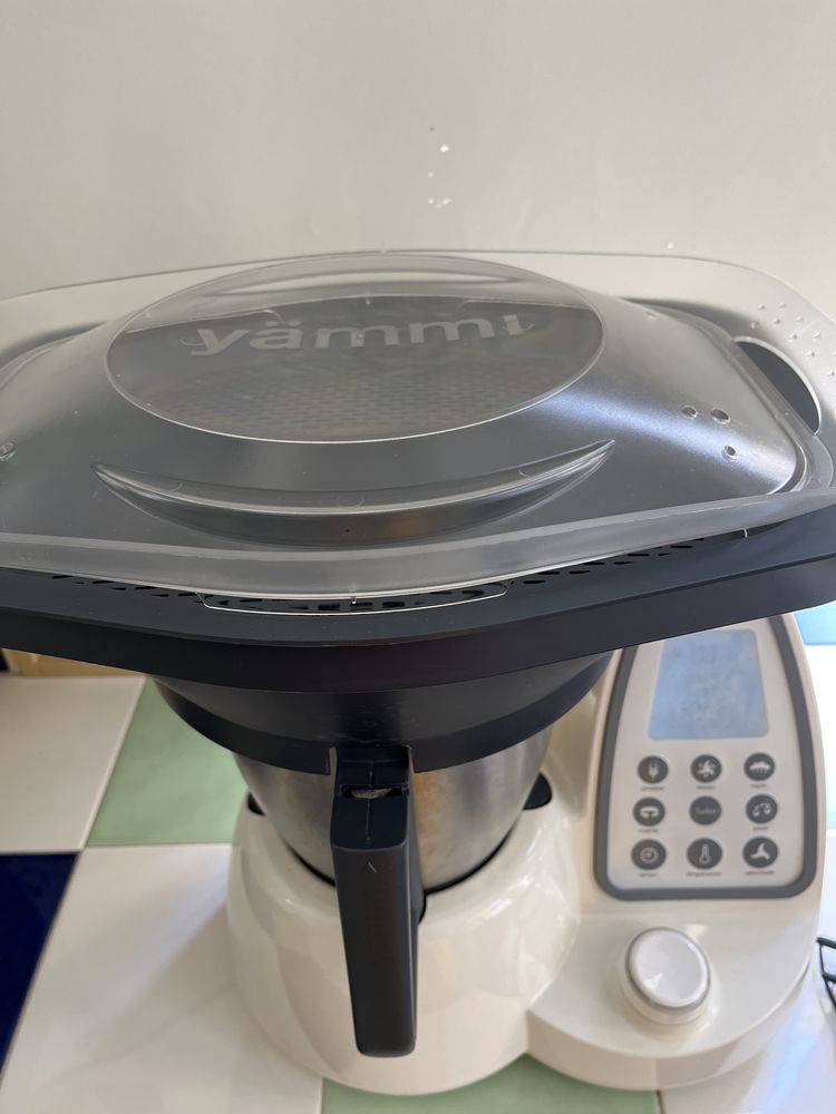 Yammi 2 robot cozinha