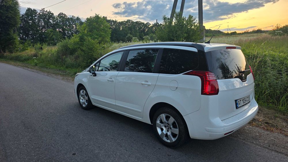 Peugeot 5008 2014 7 місць дизель 2.0 - акція до Чорної П’ятниці!