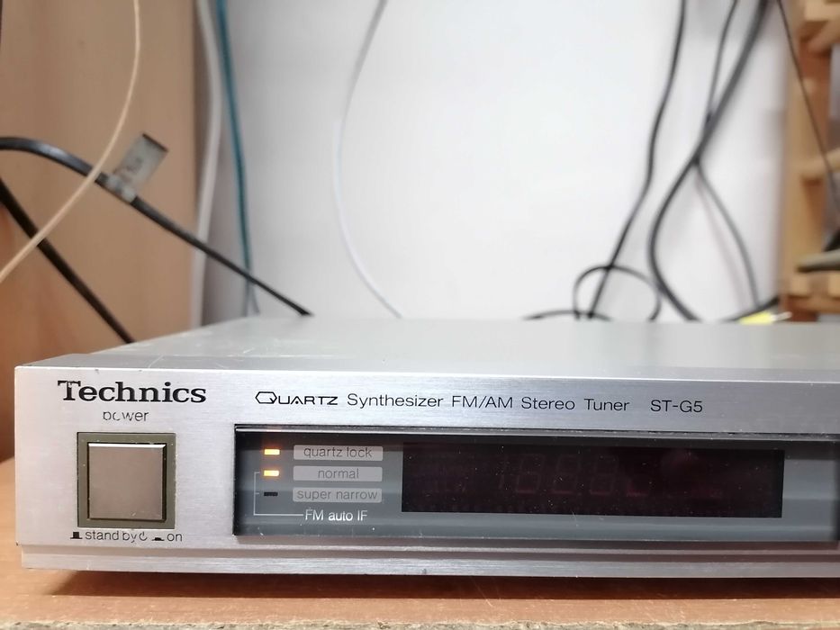 Tuner Technics ST G5   AM/FM Stereo Tuner (1984-85)