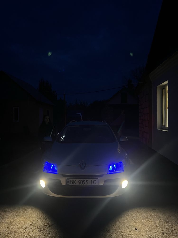 Reno megane 3 2.0 160к/с