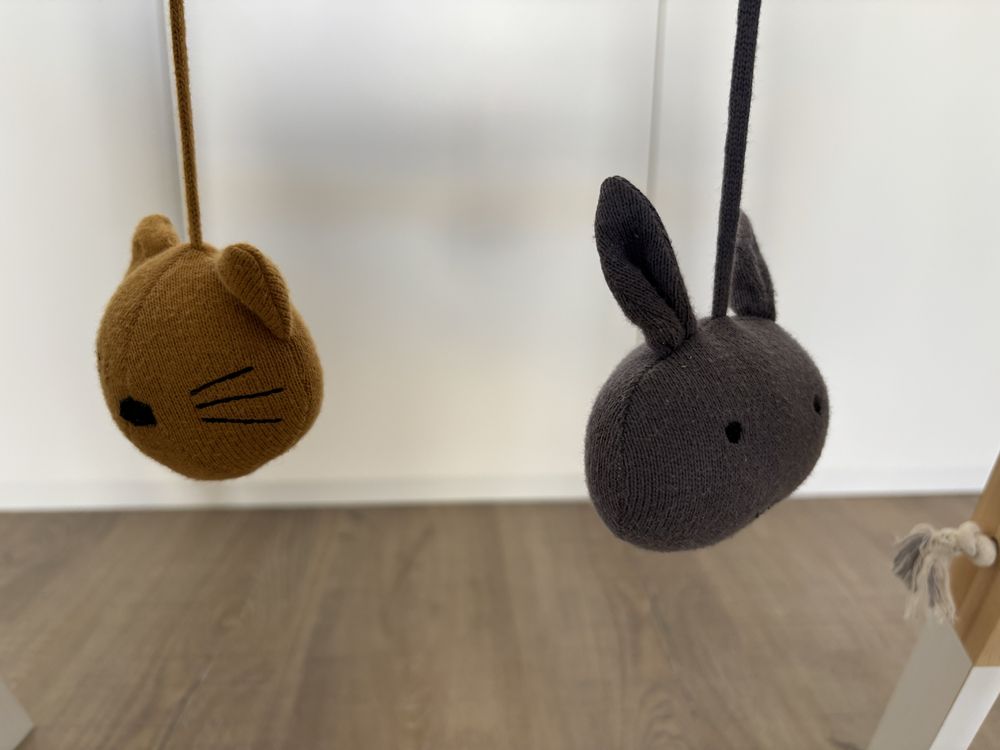 Ginásio Bébé com figuras