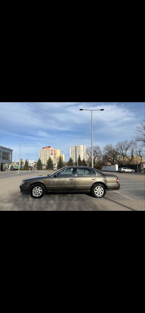 Nissan Maxima QX 3.0 V6 192km