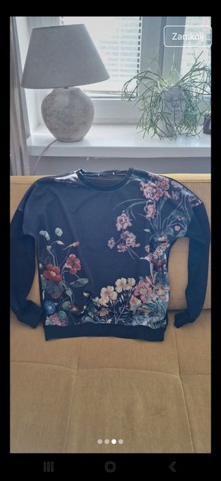 Bluzka w kwiatki w stylu Desigual