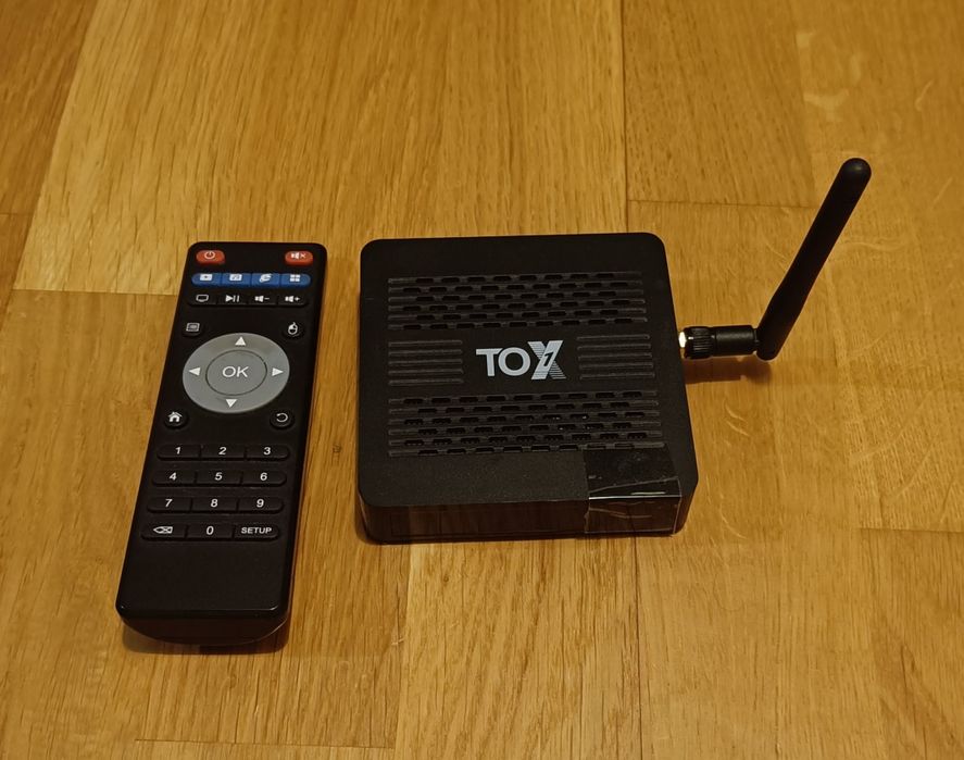 Смарт приставка Tox1