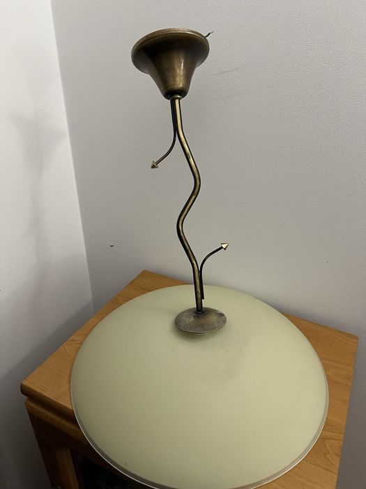 Lampa w bardzo dobrym stanie