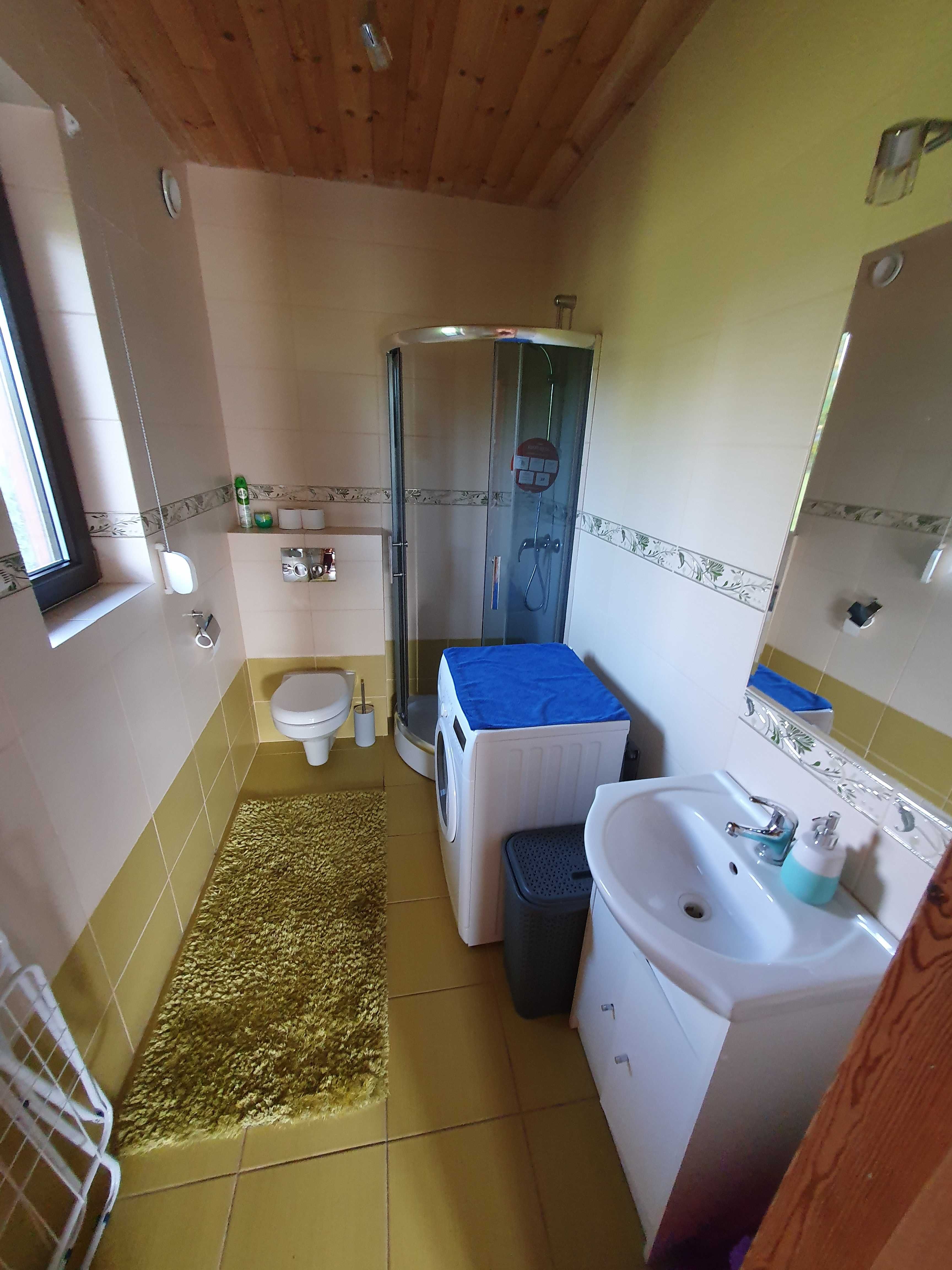 Domek nad jeziorem w Gibach z balią i sauną