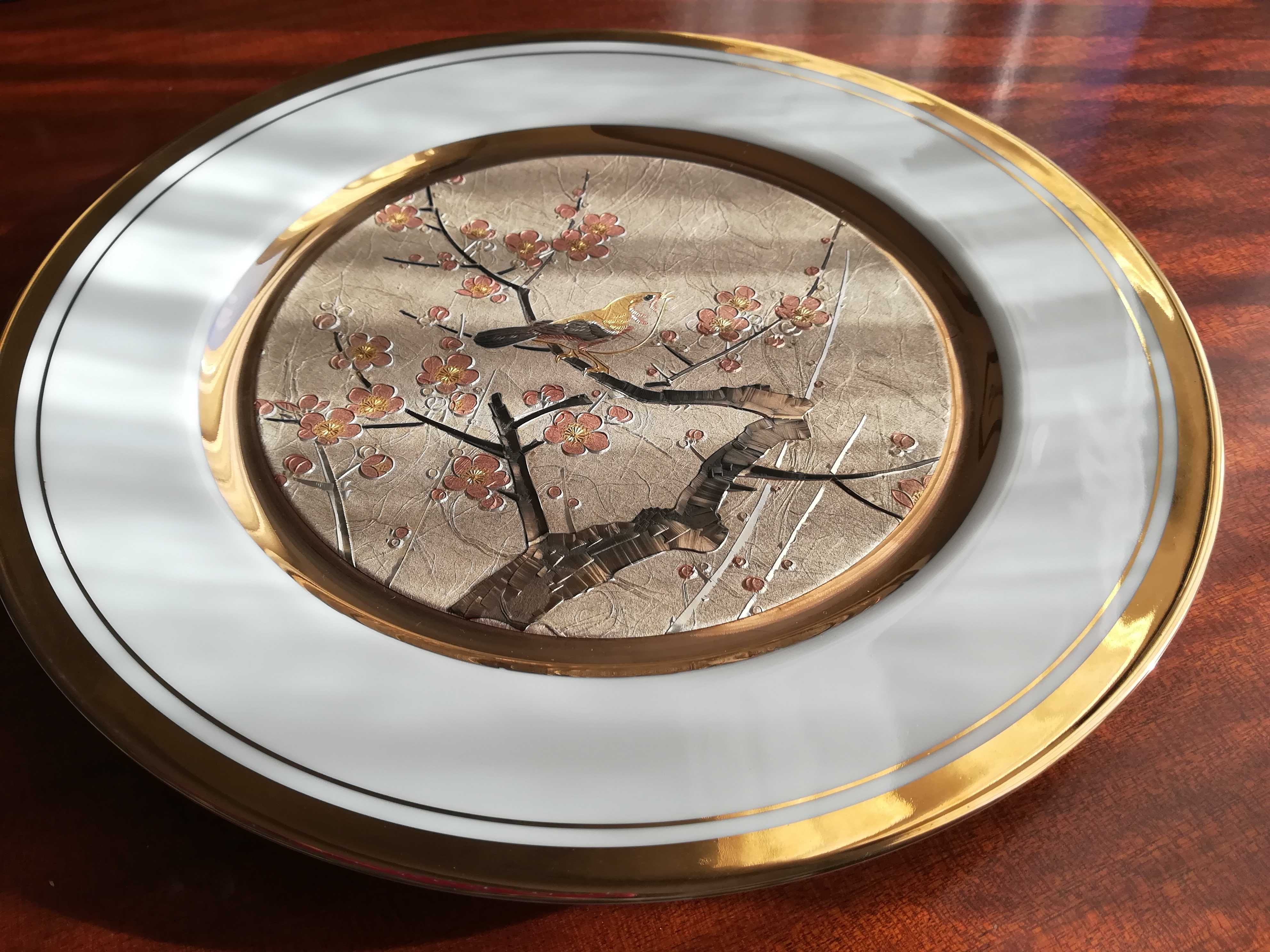 Prato japonês com ouro e prata