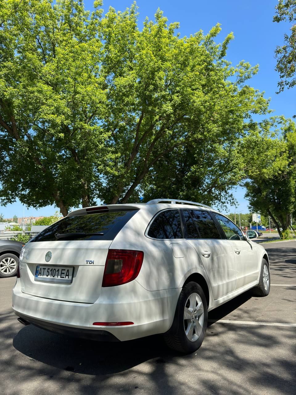 Skoda superb 2012 2.0 tdi dsg