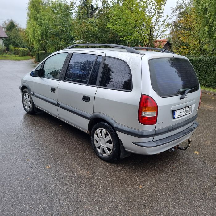 Opel zafira 1.8 z gazem