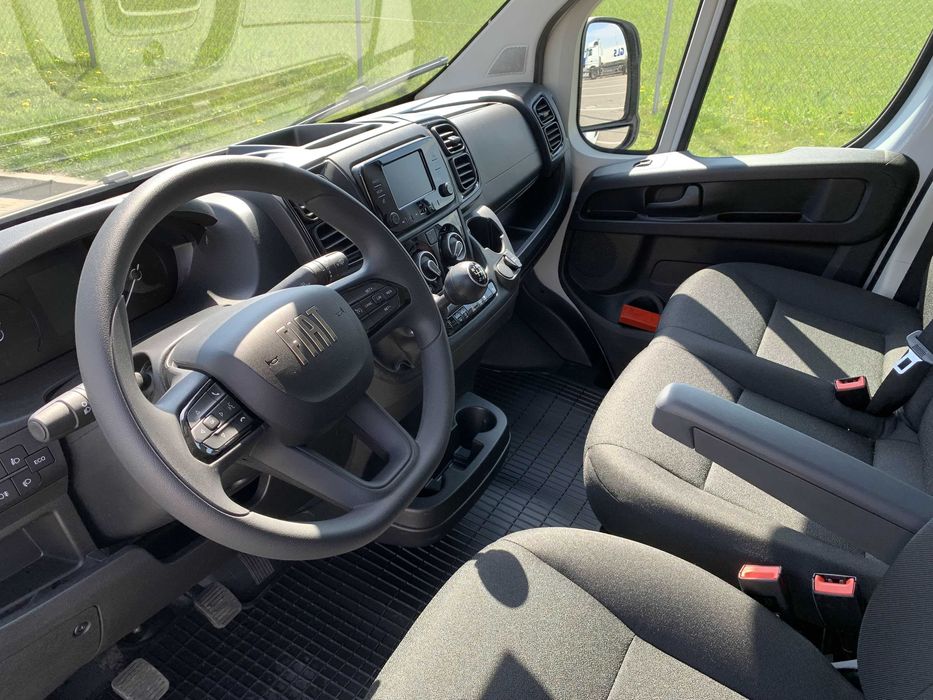 Wypożyczalnia aut dostawczych, Wynajem blaszaka dostawczaka Ducato 4m