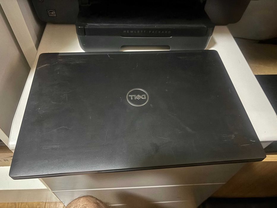 Portátil Dell 7490 / 8GB / 256 GB / I7 - 8650 CPU 1.90 GHZ 2.11GHZ