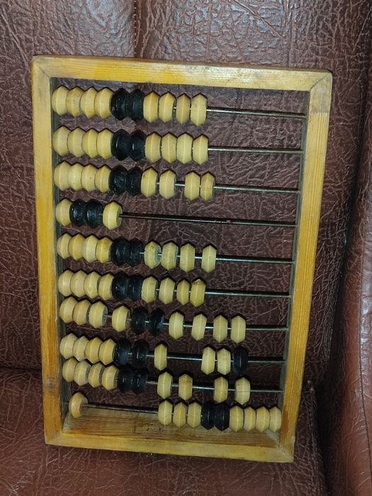 Продам счети дерев'яні рахівниця