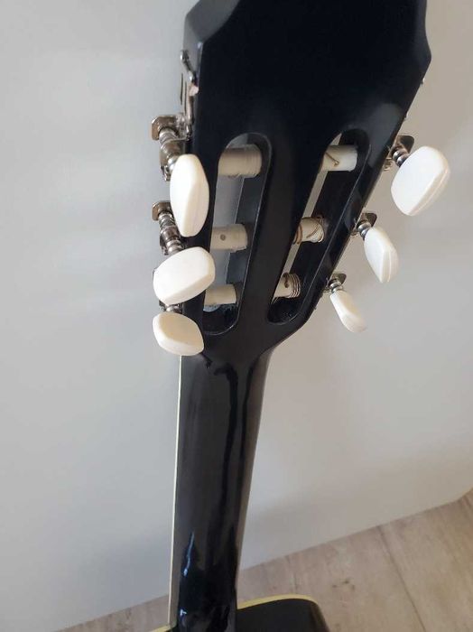 гітара класична широкиф гриф чорна глянцева