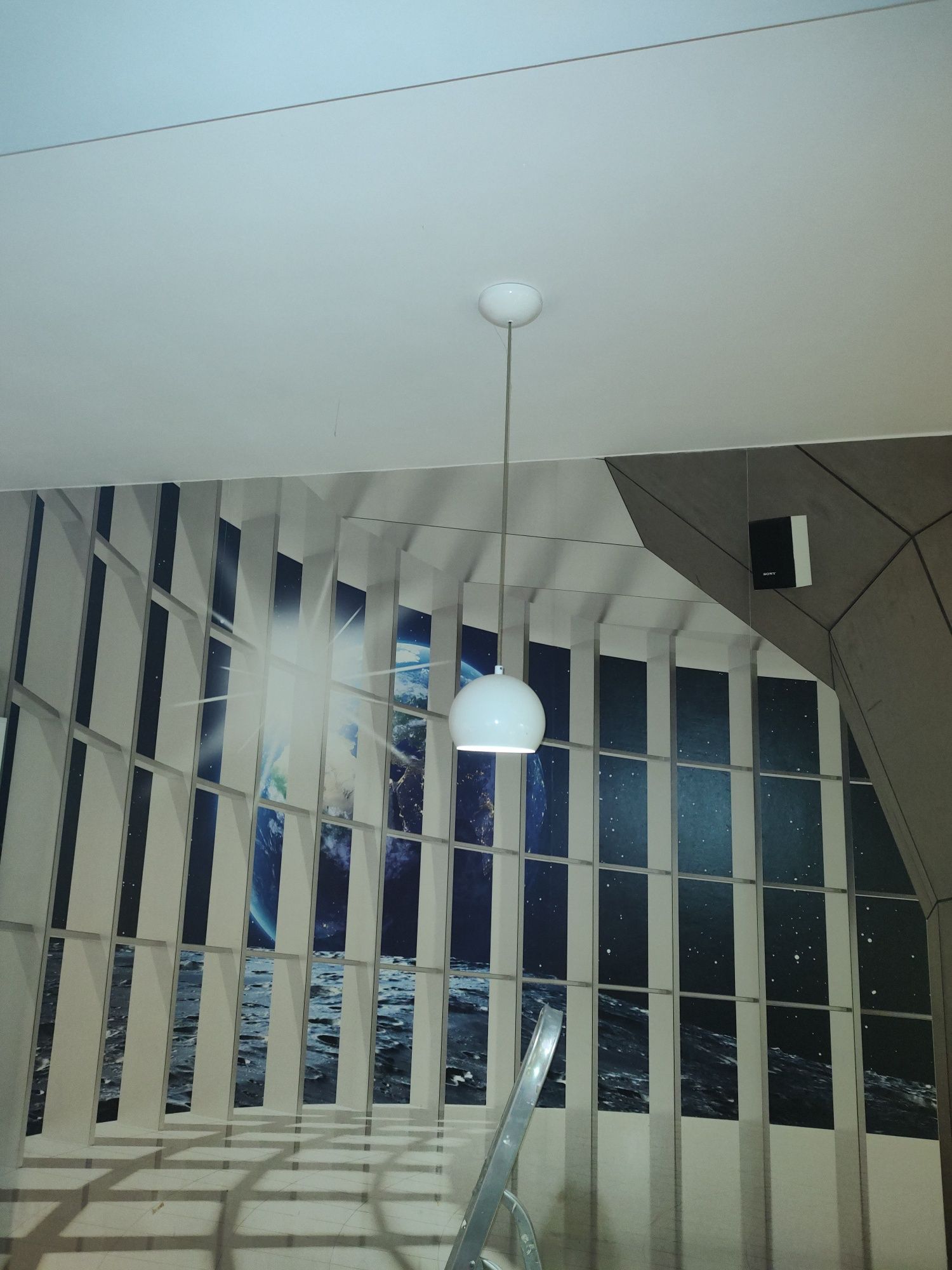 Lampa wisząca kula biała średnica 20cm