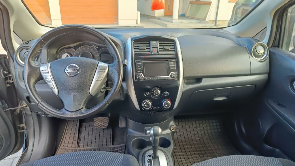 Nissan Note  1.6 automat