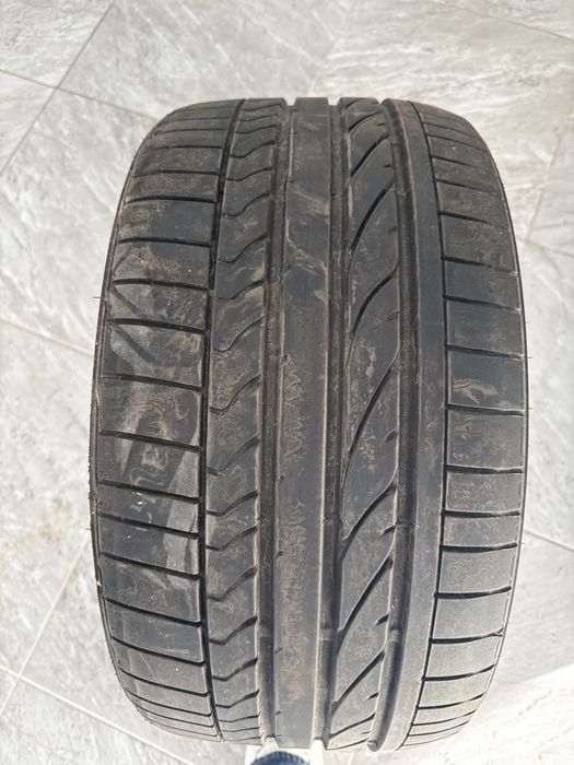Bridgestone Potenza RE050A 255/30 R19