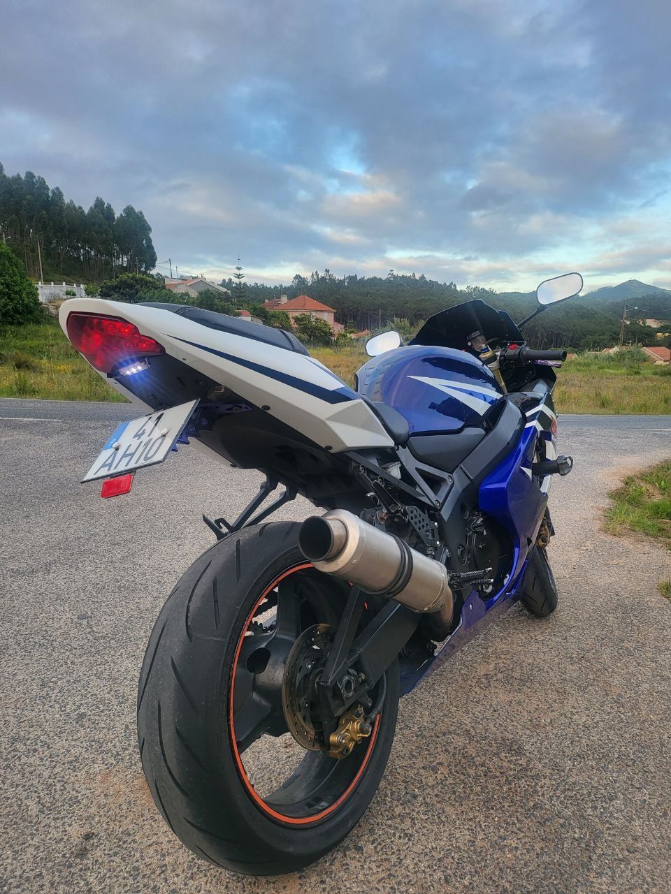 Suzuki gsxr 600  k 4