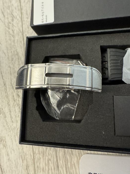 Эксклюзивный кейс Apple Watch титан