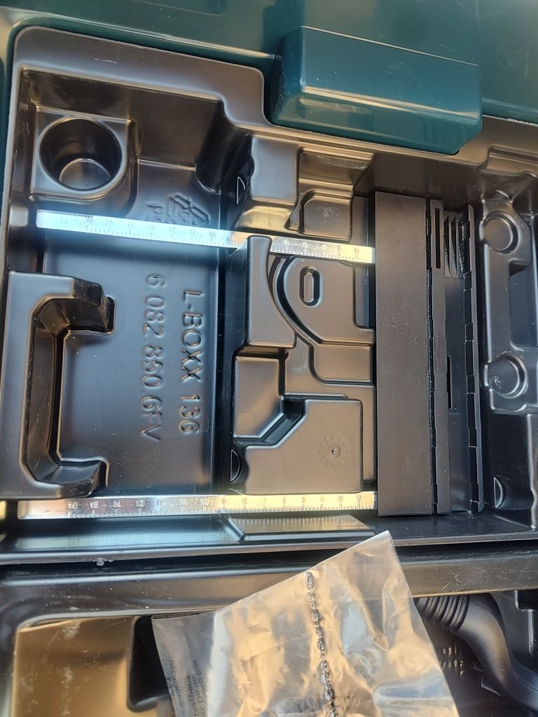 Pikarka  Bosch GKS 12V-26, 2x2.0Ah L-BOXX