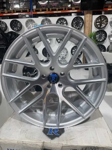 Felgi ROHANA RC26. 20" 4x j 10 ET 25 5x112 / 5x114,3 / 5x115