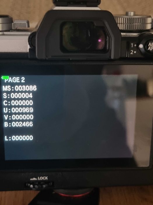 Olympus OM-D  E-M5 III + Grip ECG 5